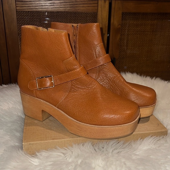 Charlotte Stone Clog Boot - Picture 3 of 9